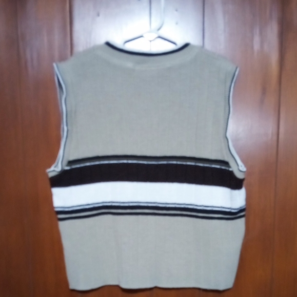 Project Large Grandpa vest - Picture 2 of 3